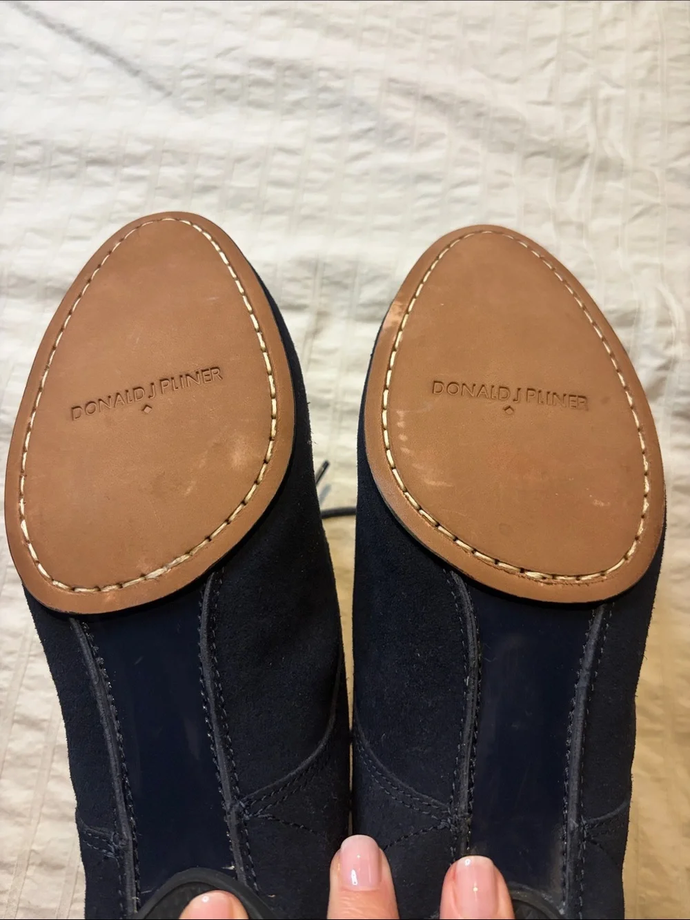 NWOT Women’s Donald Pliner Deep Navy Suede “Chukka” Booties